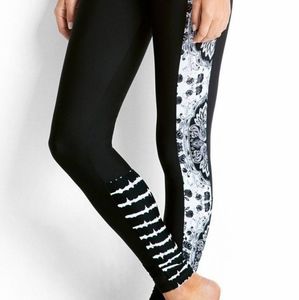 Seafolly Mandala Ankle Leggings Thights Black & White Stripe XL Print Cool